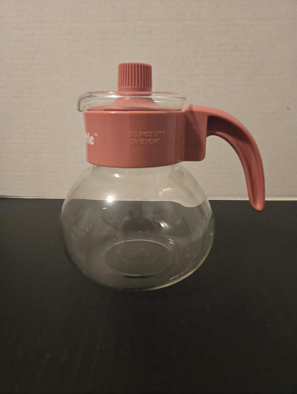 Vintage Gemco The Micro Kettle Heat Resistant Glass Made In USA B-35 Pink Lid